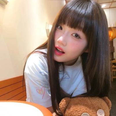 笨拙之极的前辈。